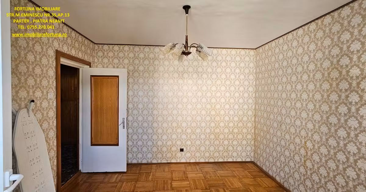 Apartament de vânzare cu 2 camere în zona Central, Piatra-Neamț