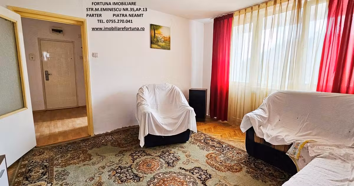 Apartament de vânzare cu 3 camere în zona Central, Piatra-Neamț