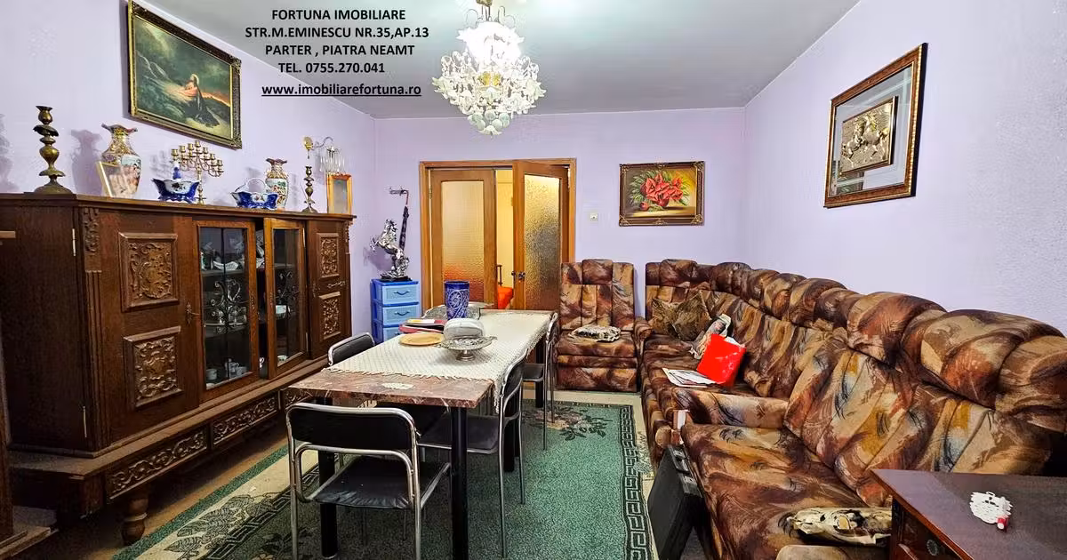 Apartament de vânzare cu 4 camere în zona Mărăței, Piatra-Neamț