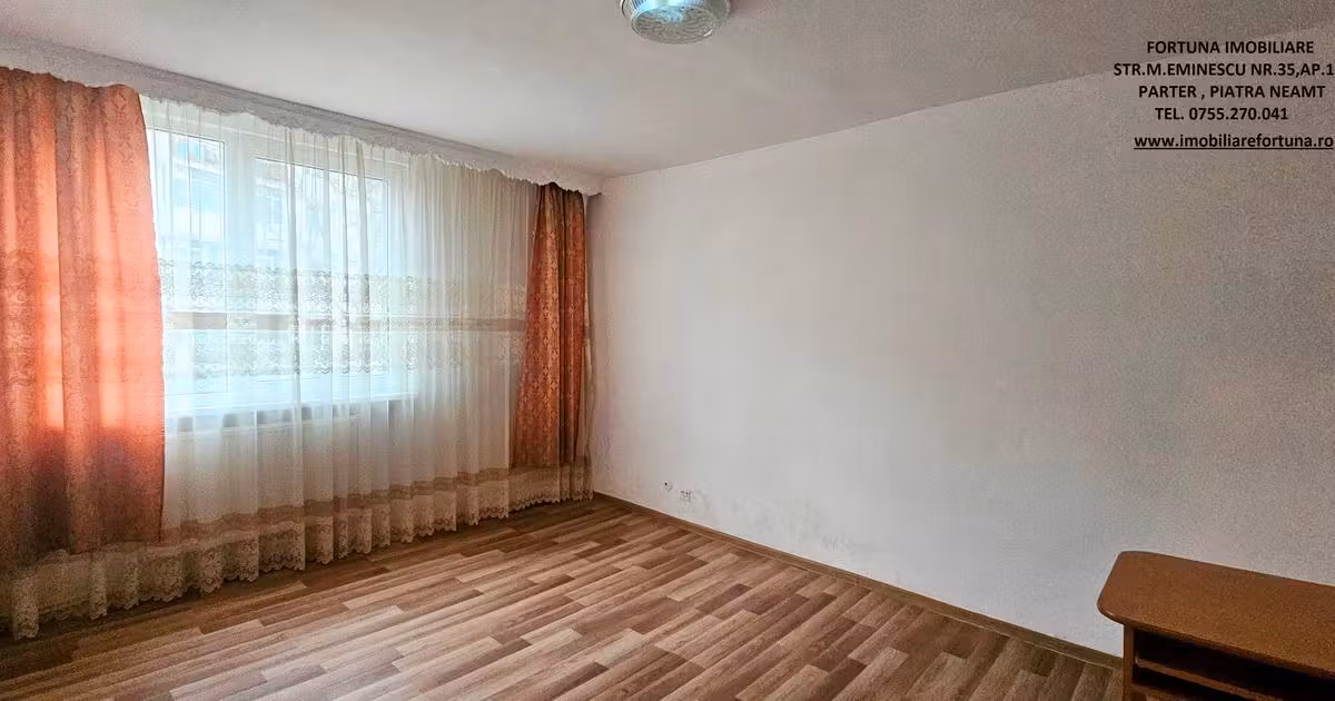 Garsonieră de vânzare în zona Central, Piatra-Neamț