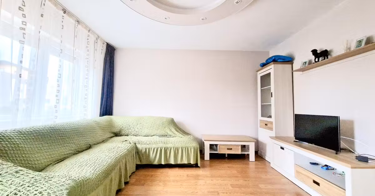 Apartament de vânzare cu 3 camere, mobilat în zona Tomis Plus, Constanța