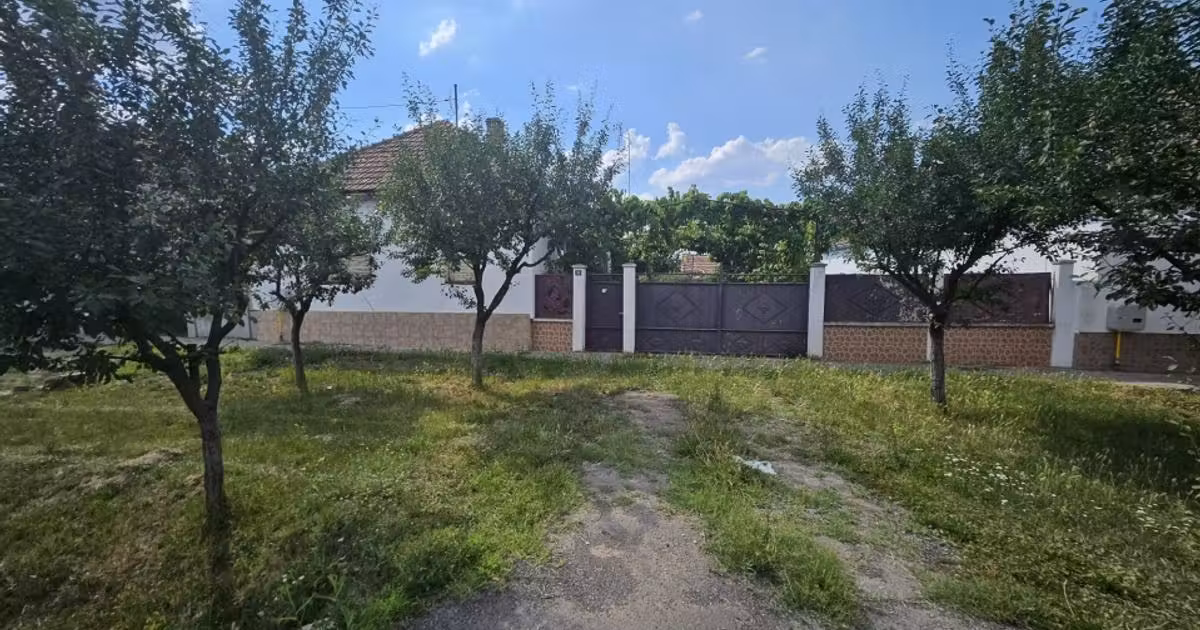 Casă individuală de vânzare cu 5 camere în Șagu