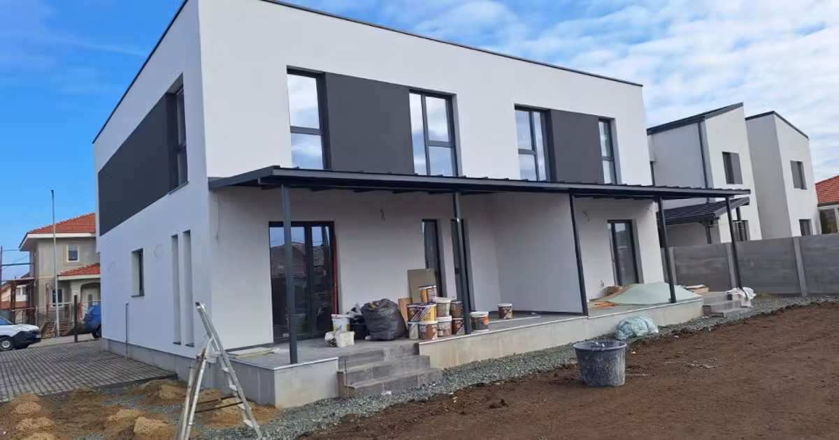 Duplex de vânzare cu 5 camere în Dumbrăvița