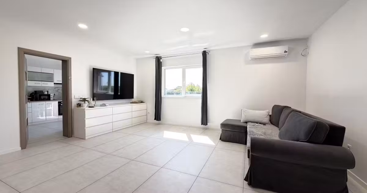 Casă individuală de vânzare cu 3 camere, mobilată în Săcălaz