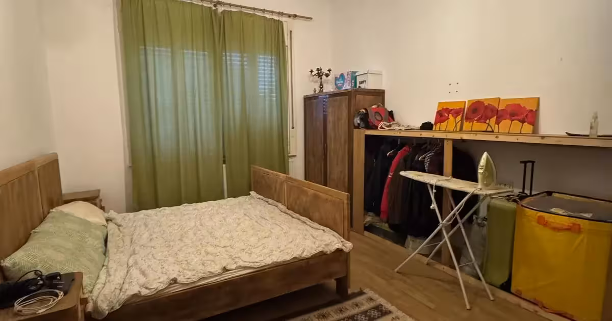 Casă individuală de vânzare cu 4 camere în zona Fratelia, Timișoara