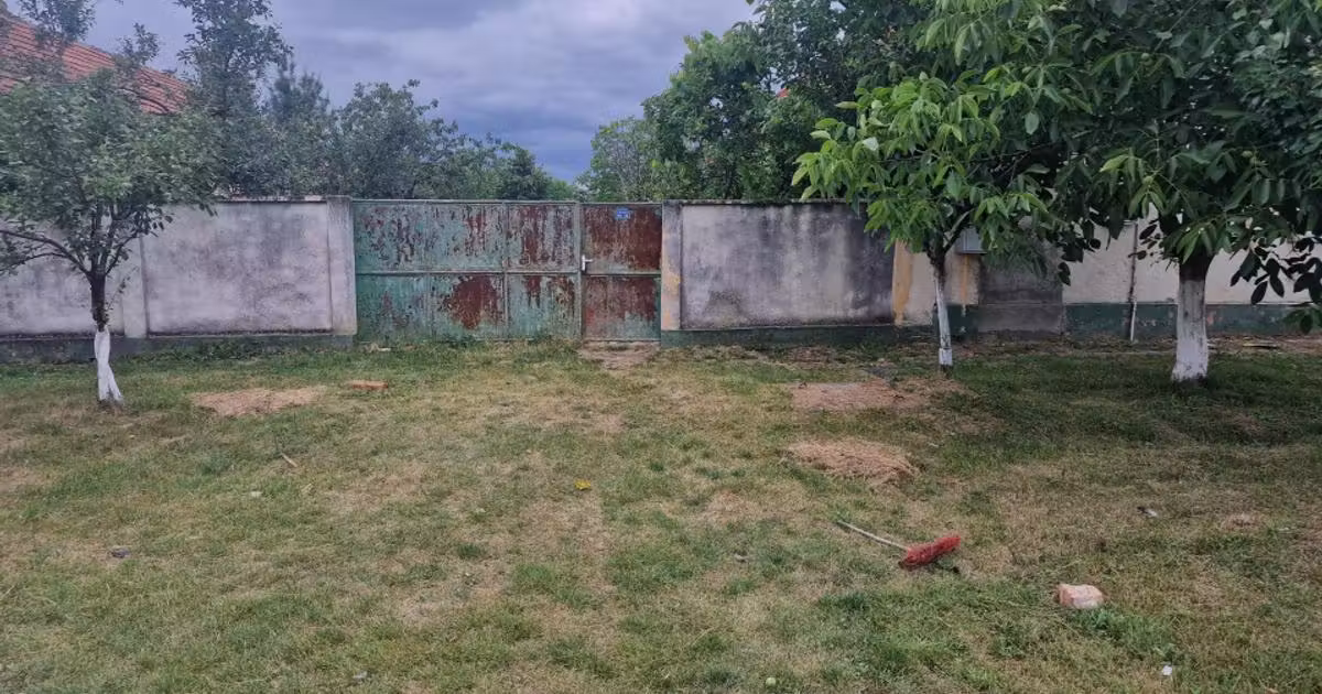 Teren Construcții intravilan de vânzare de 1438 mp, în Recaș
