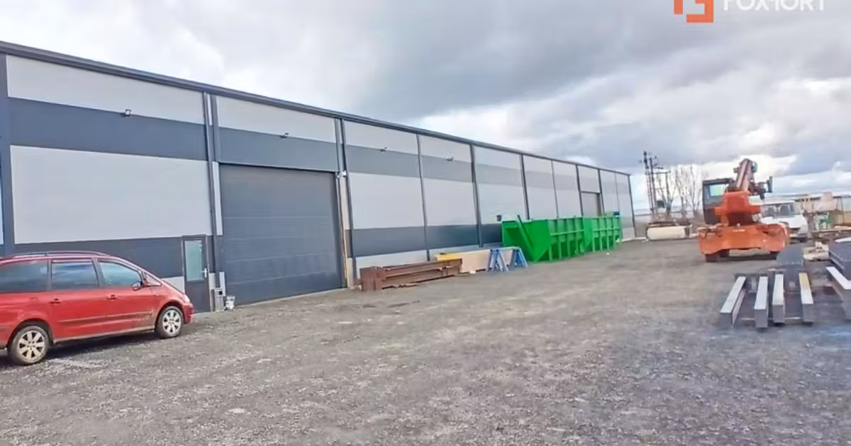 Spațiu industrial de vânzare 576 mp în Giarmata