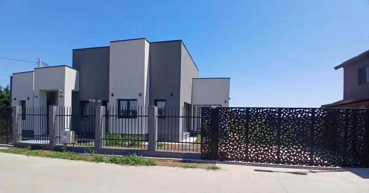 Casă individuală de vânzare cu 4 camere în Corbeanca