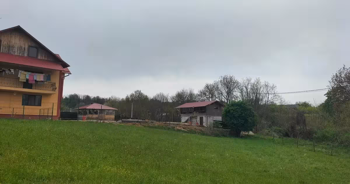 Teren Construcții intravilan de vânzare de 1020 mp, în Mioveni