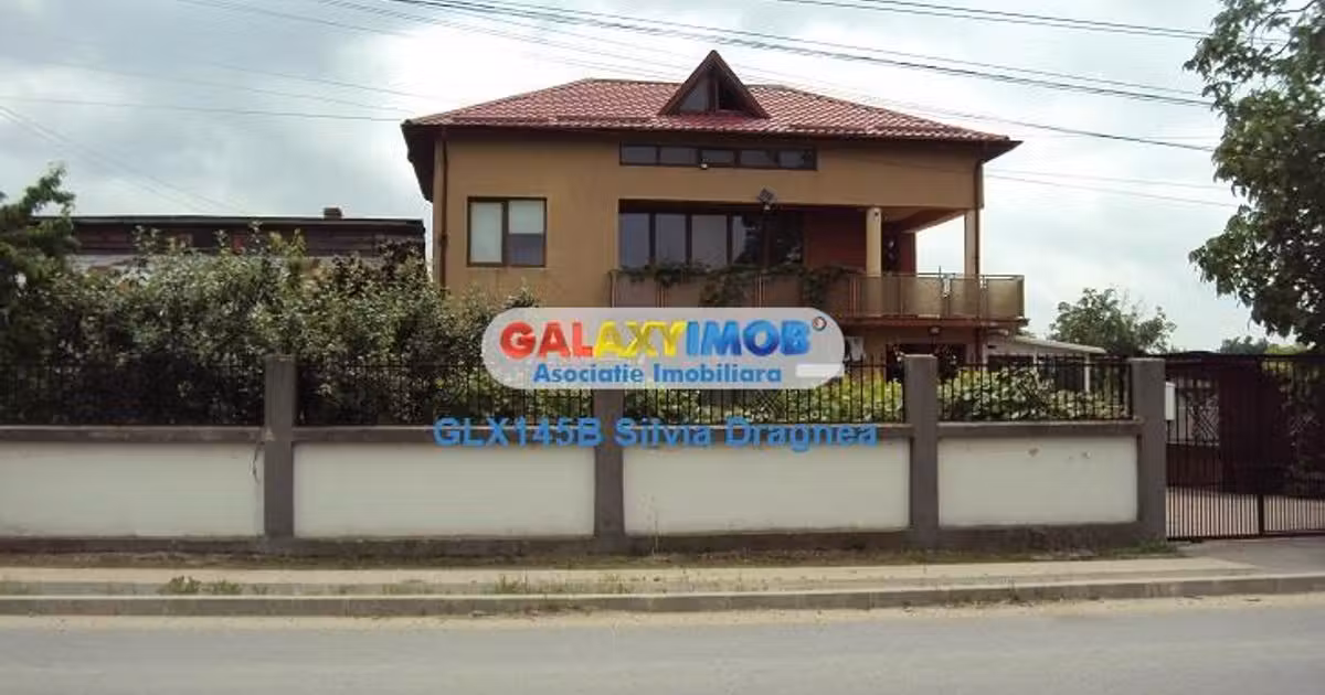 Casă de vânzare cu 4 camere în Vidra