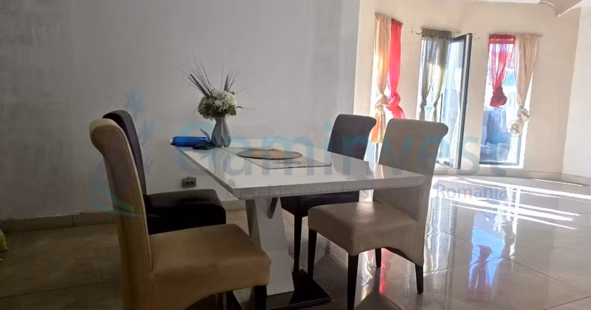 Casă individuală de vânzare cu 4 camere în Sânmartin