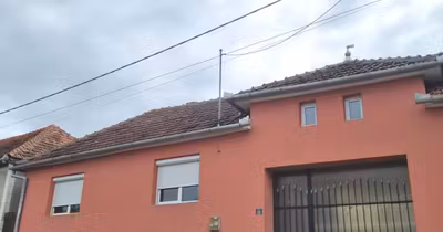 Casă Vărășeni