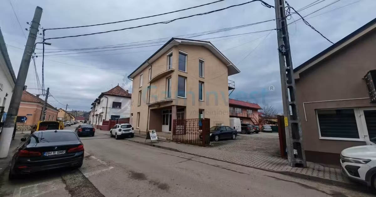 Spațiu comercial de vânzare de 521.00 mp, în Aleșd