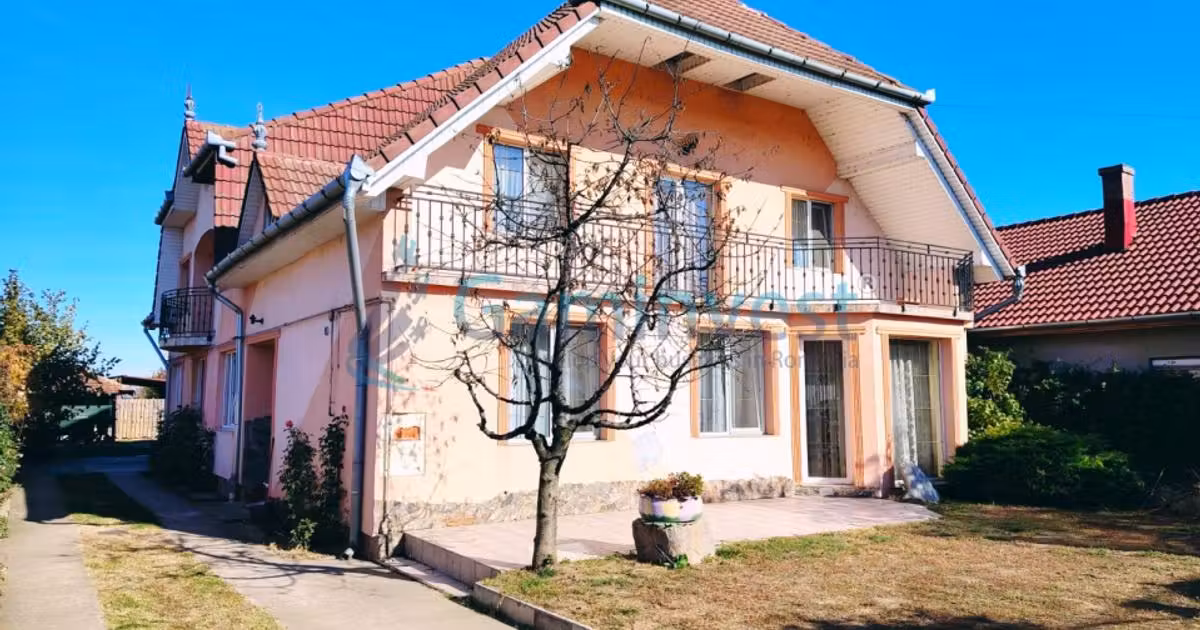 Casă individuală de vânzare cu 15 camere, mobilată în Sântandrei