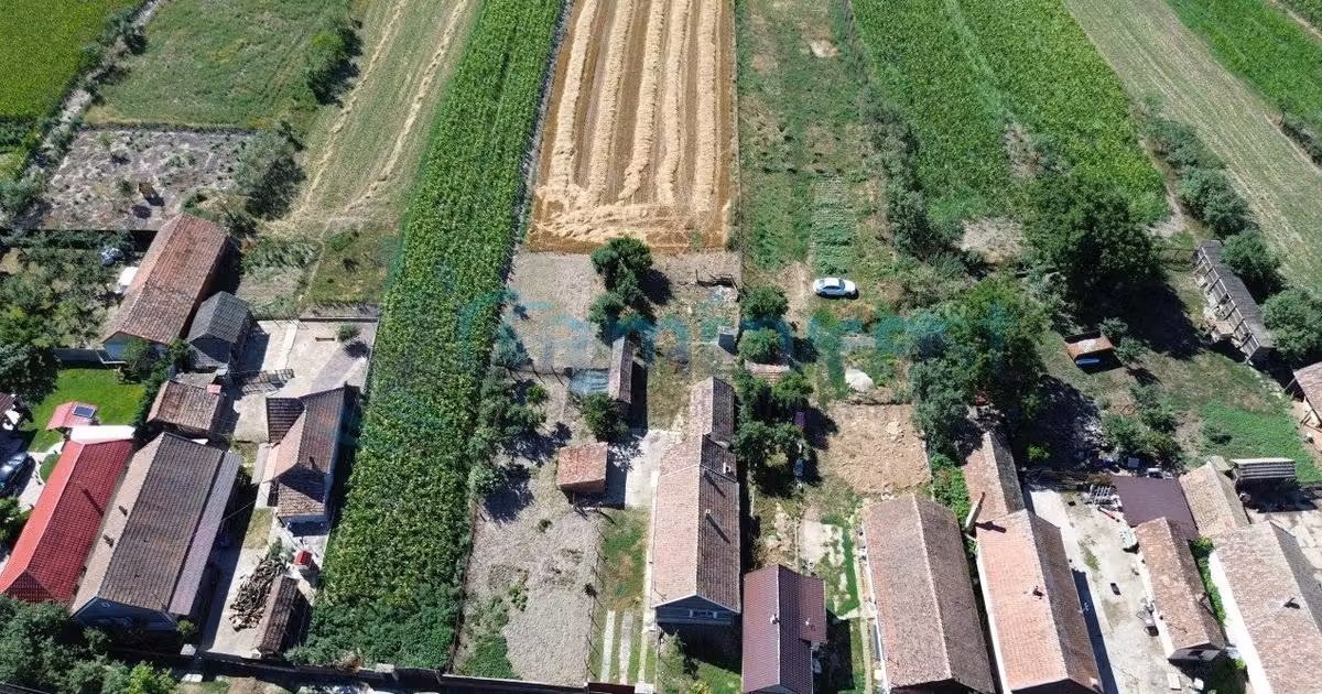Casă individuală de vânzare cu 3 camere, mobilată în Bicaci