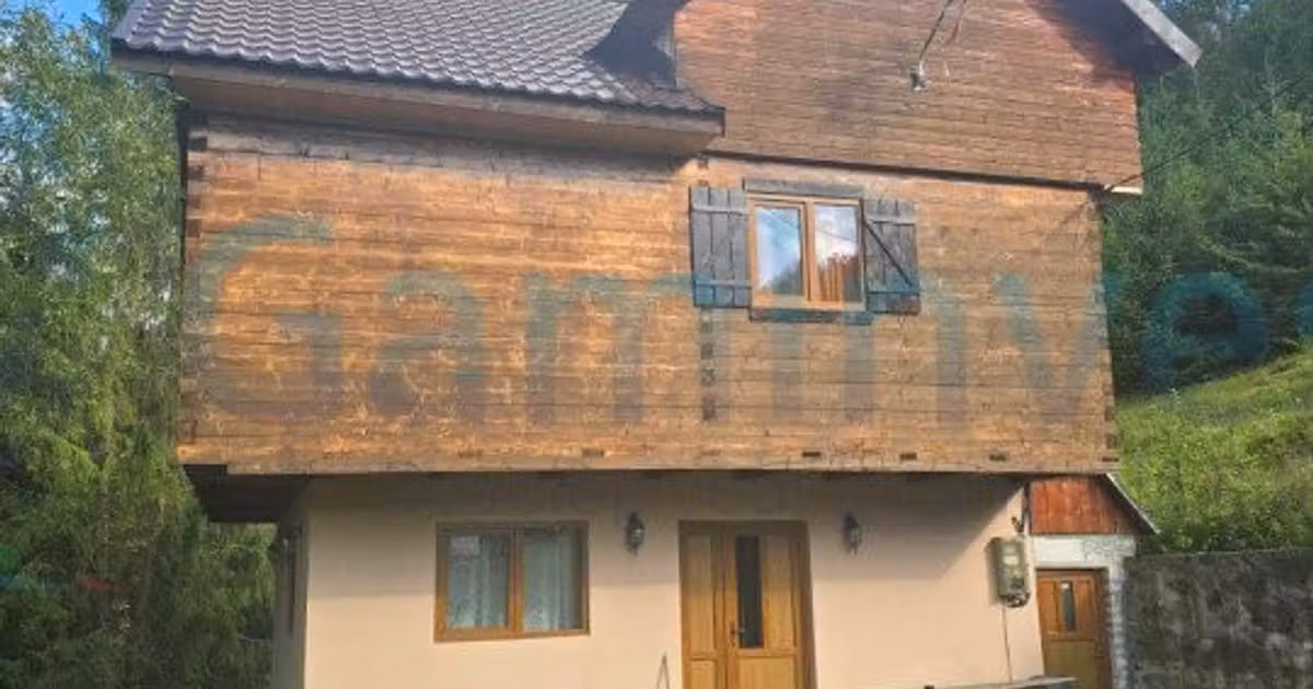 Casă individuală de vânzare cu 5 camere în Gârda de Sus