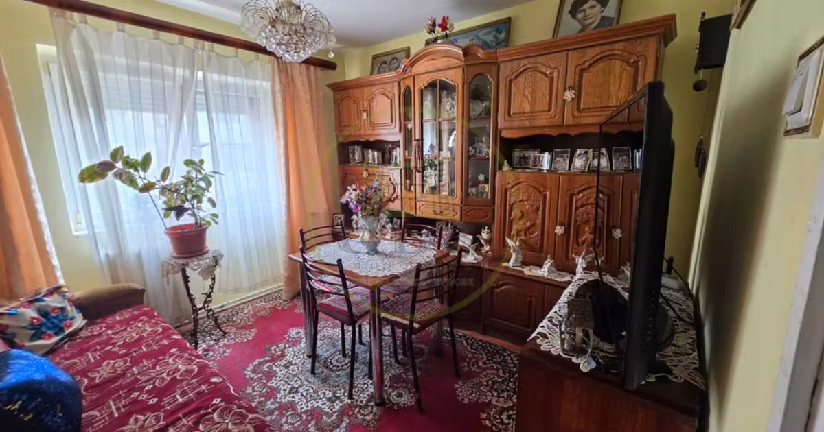 Apartament de vânzare cu 4 camere în zona Hipodrom 3, Sibiu