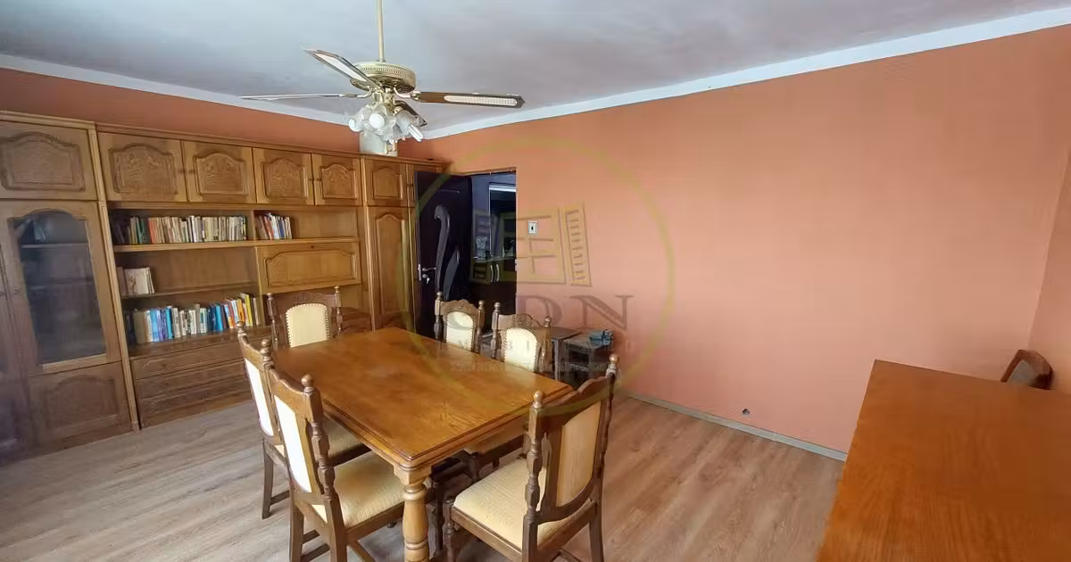 Apartament de vânzare cu 4 camere, mobilat în zona Craiovița Nouă, Craiova