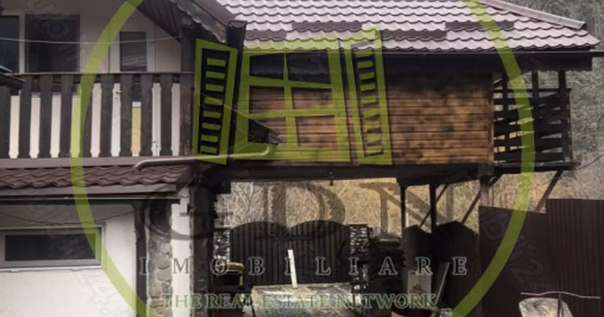 Casă individuală de vânzare cu 6 camere, mobilată în Rășinari