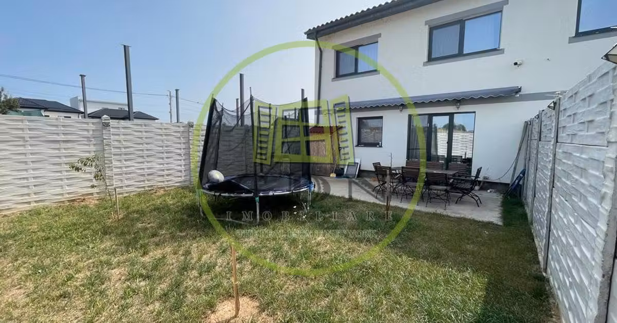Duplex de vânzare cu 5 camere în Preajba