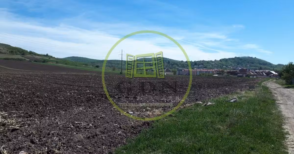 Teren agricol extravilan de vânzare de 7720 mp, în zona Gușterița, Sibiu