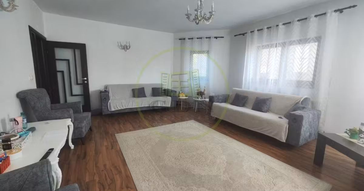 Casă individuală de vânzare cu 5 camere, mobilată în Craiova