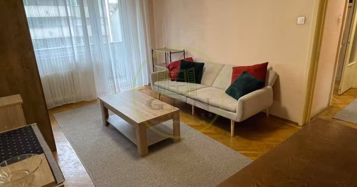 Apartament de vânzare cu 3 camere, mobilat în zona Ultracentral, Oradea