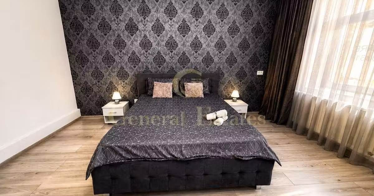 Apartament de vânzare cu 2 camere, mobilat în zona Centrul Istoric, Brașov
