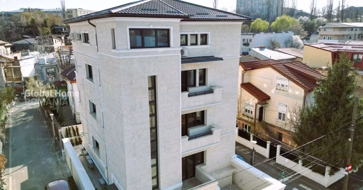 Casă individuală de vânzare cu 15 camere în zona Parcul Carol, Sector 4