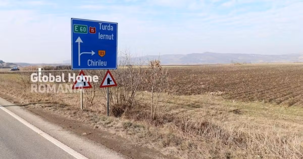 Teren agricol intravilan de vânzare de 25000 mp, în zona Exterior Sud, Târgu Mureș