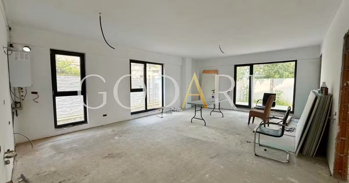 Apartament de vânzare cu 3 camere în zona Aviației, Sector 1