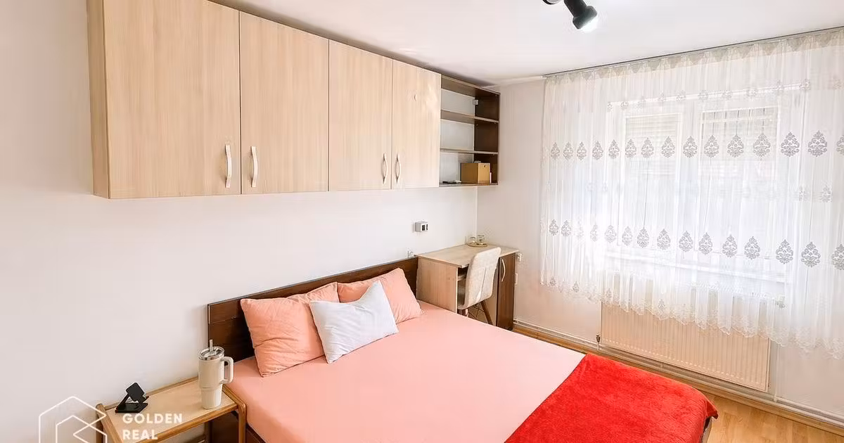 Apartament de vânzare cu 2 camere în zona Drăgășani, Arad