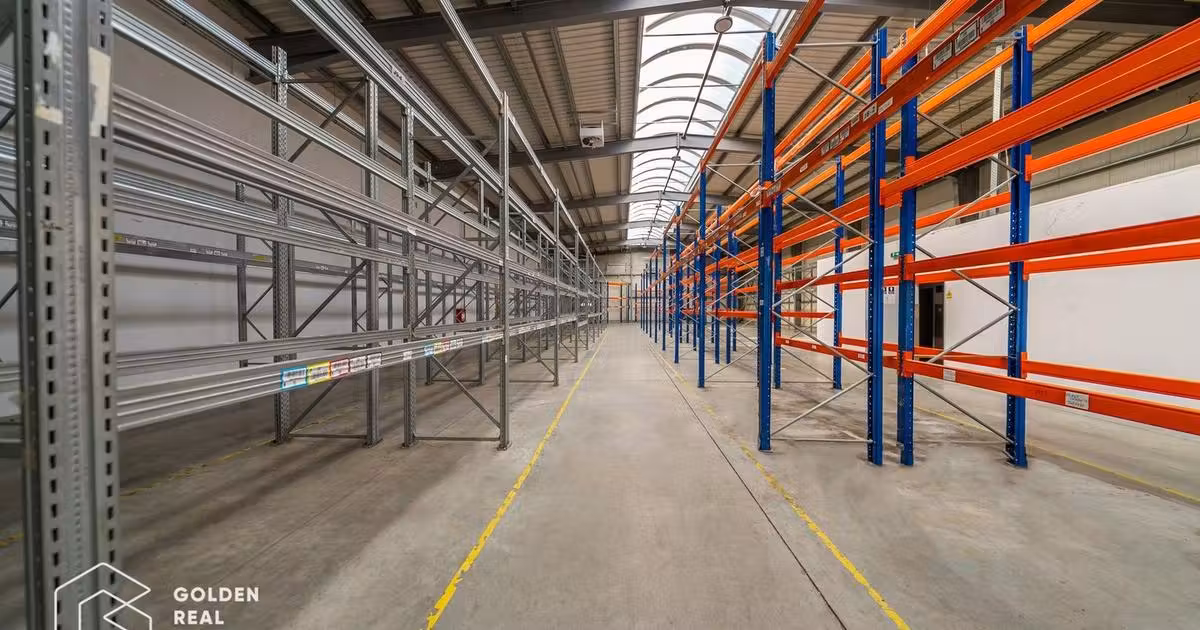 Spațiu industrial de vânzare în zona Aradul Nou, Arad