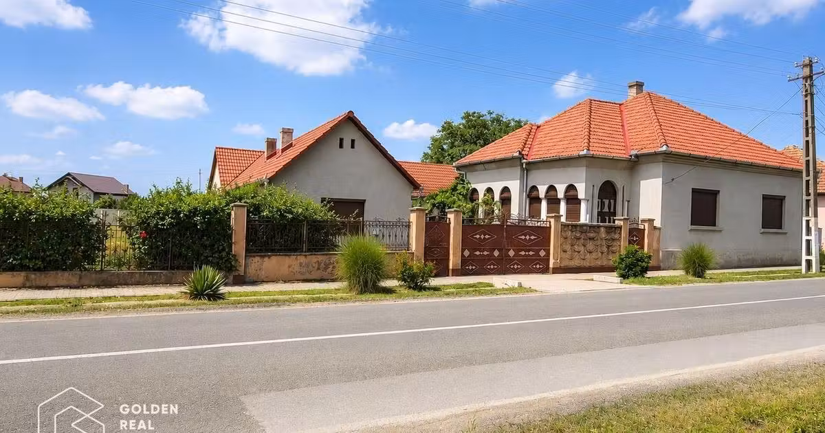 Casă individuală de vânzare cu 5 camere în Ususău