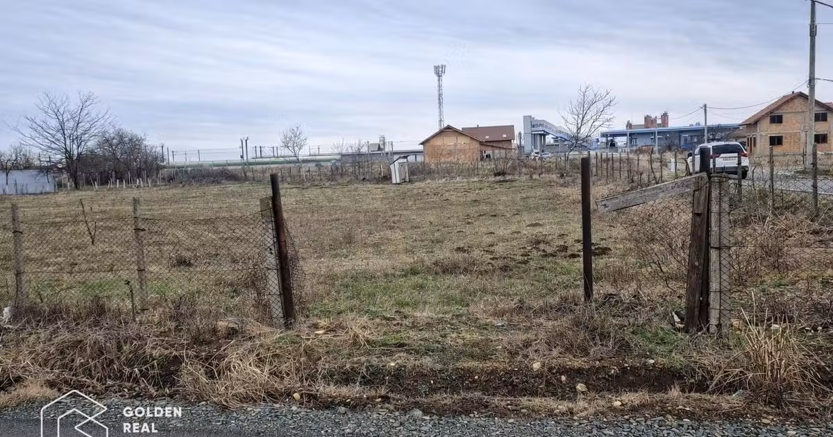 Teren Construcții intravilan de vânzare de 1160 mp, în Ghioroc