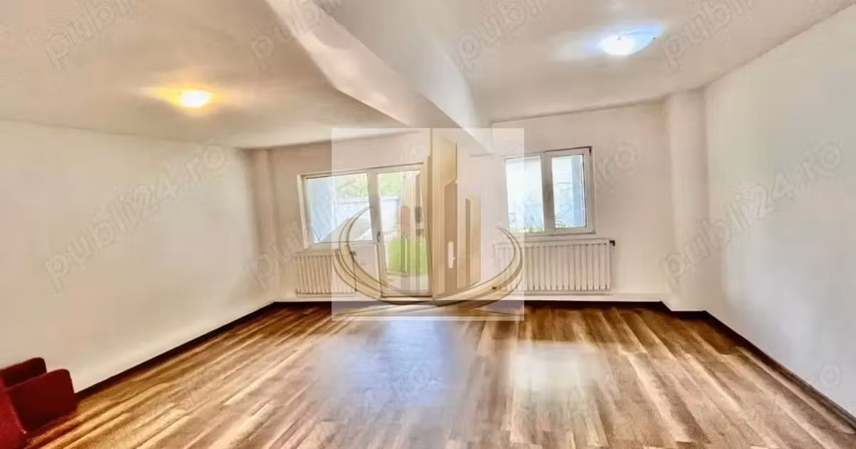 Duplex de vânzare cu 5 camere în zona Lipovei, Timișoara