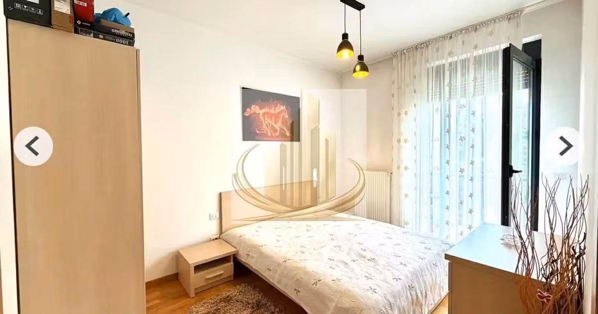 Apartament de vânzare cu 3 camere, mobilat în Dumbrăvița
