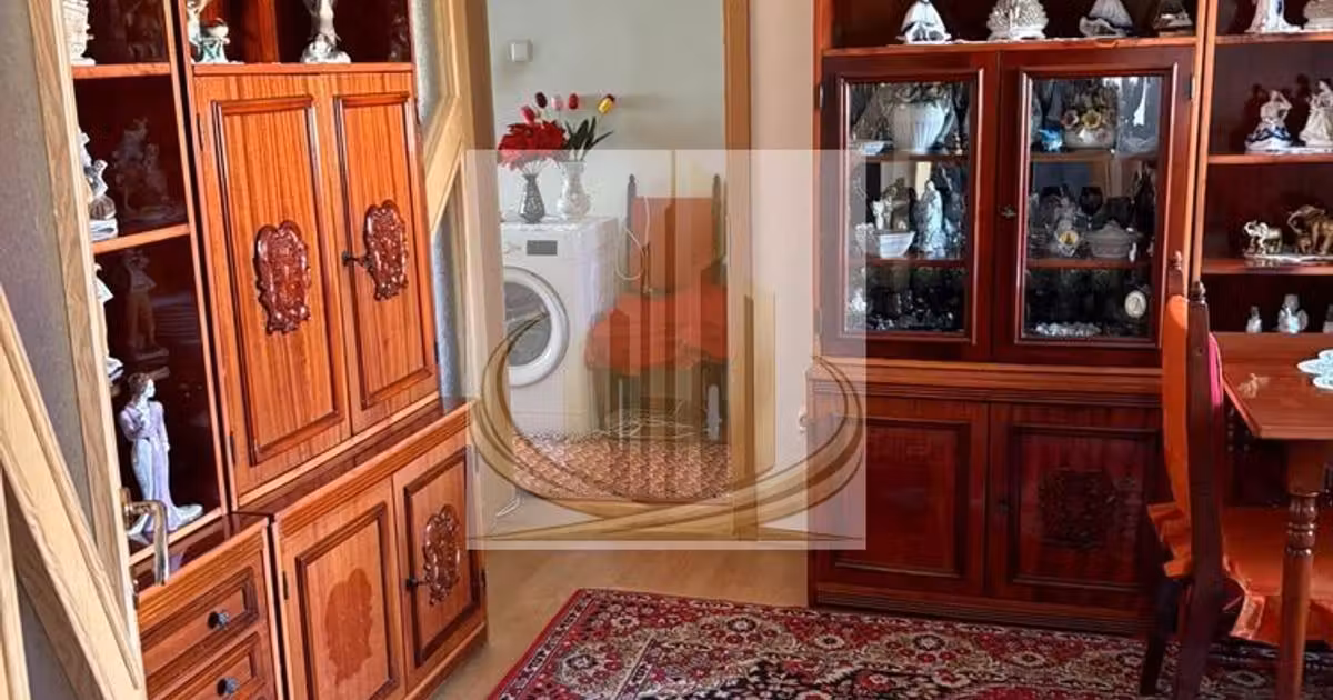 Apartament de vânzare cu 3 camere, mobilat în zona Calea București, Craiova
