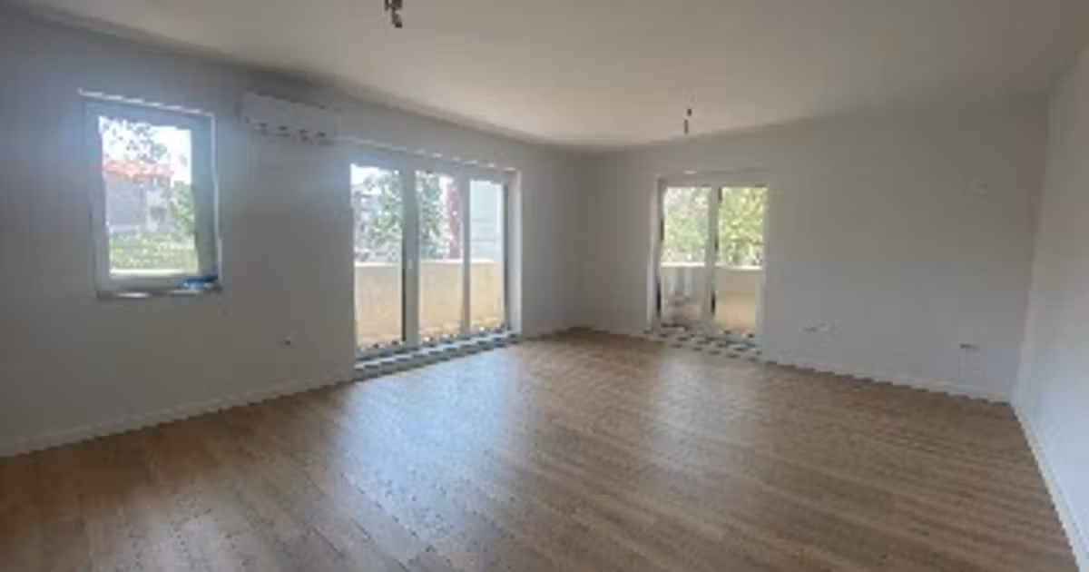 Apartament de vânzare cu 2 camere în zona Berceni, Sector 4
