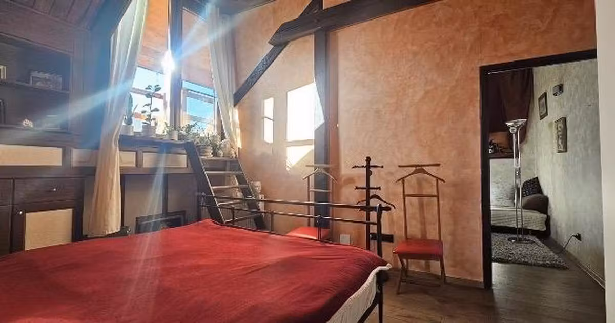 Casă individuală de vânzare cu 7 camere în zona Brașovul Vechi, Brașov