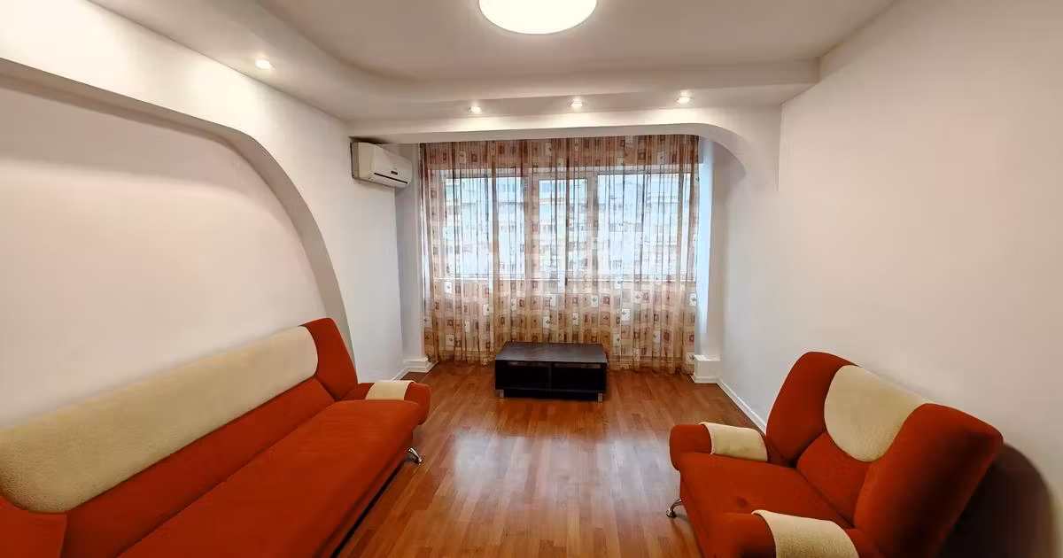 Apartament de vânzare cu 3 camere, mobilat în zona Ultracentral, Bacău