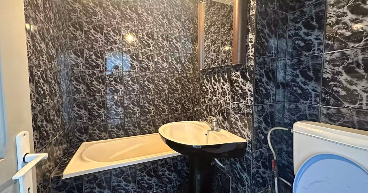 Apartament de vânzare cu 3 camere în zona Alecu Russo, Bacău