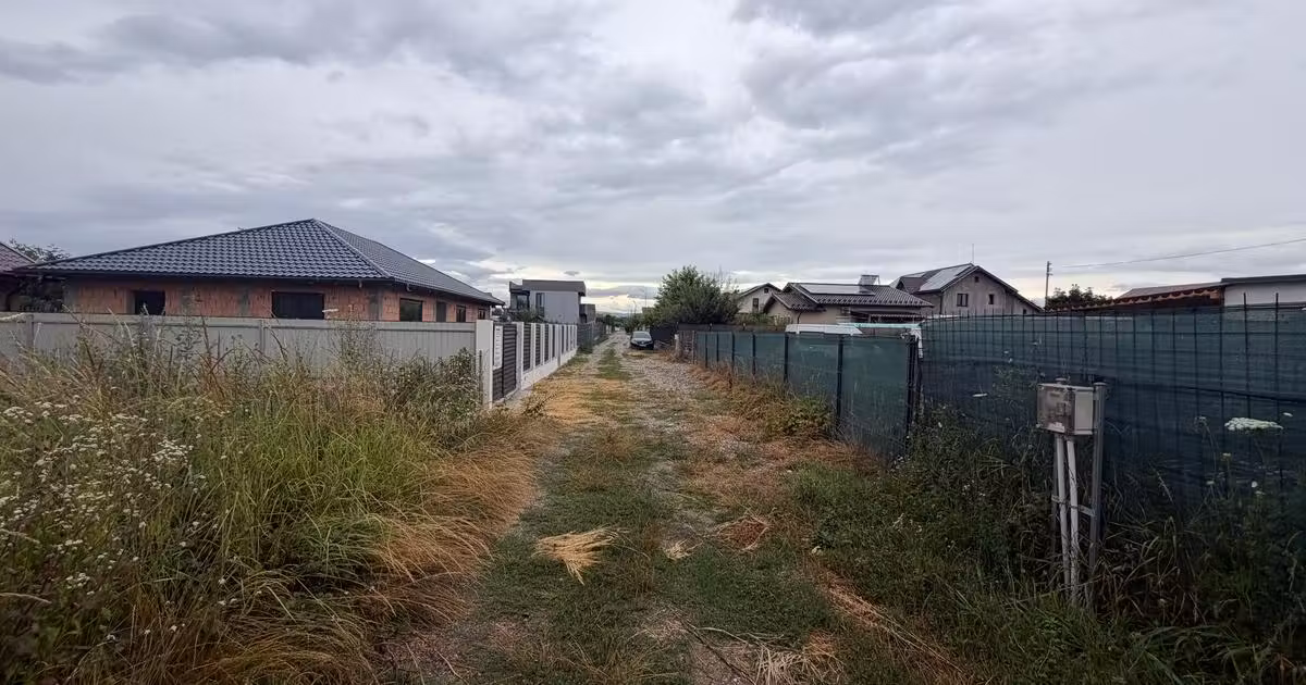 Teren Construcții intravilan de vânzare de 341 mp, în zona Șerbănești, Bacău