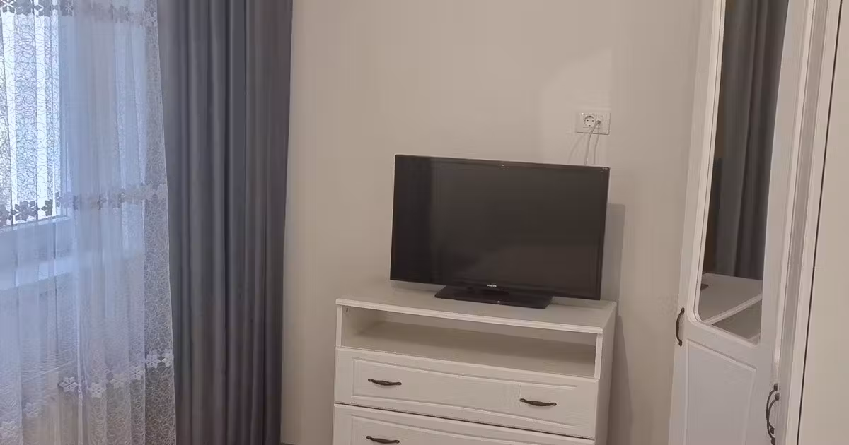 Apartament de vânzare cu 2 camere, mobilat în zona Central, Râmnicu Vâlcea