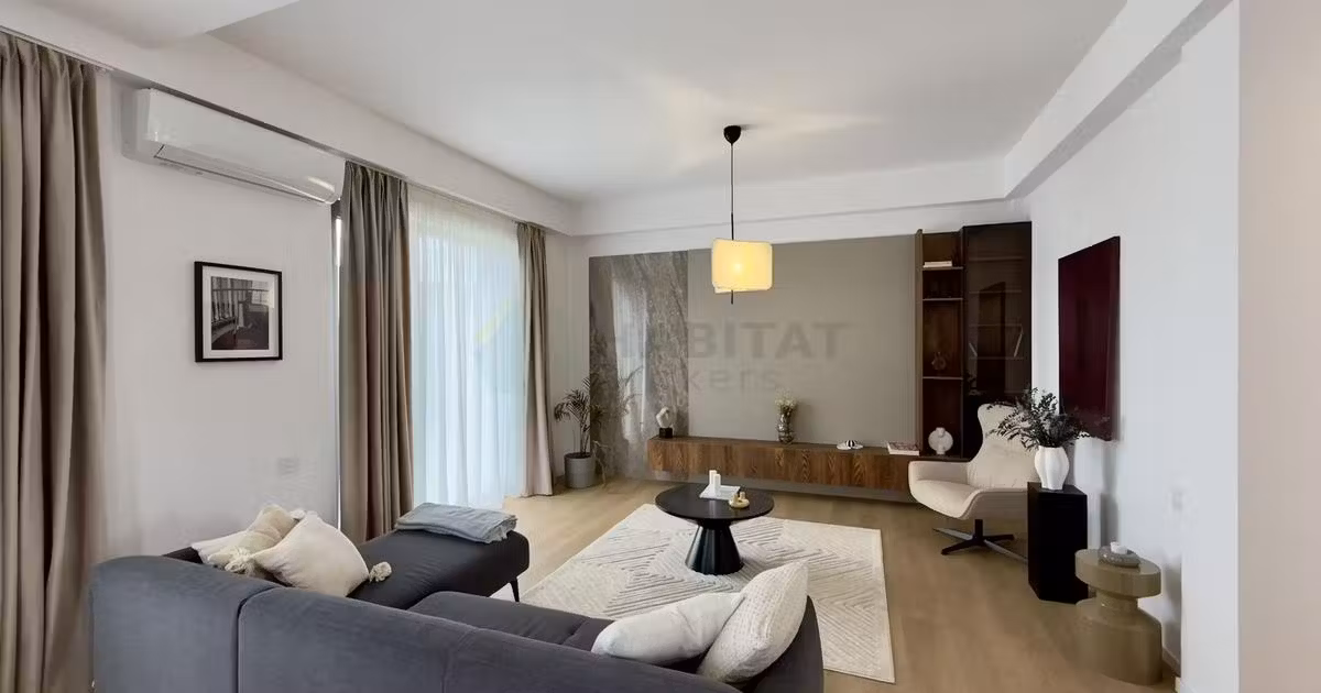 Casă individuală de vânzare cu 5 camere în Tunari