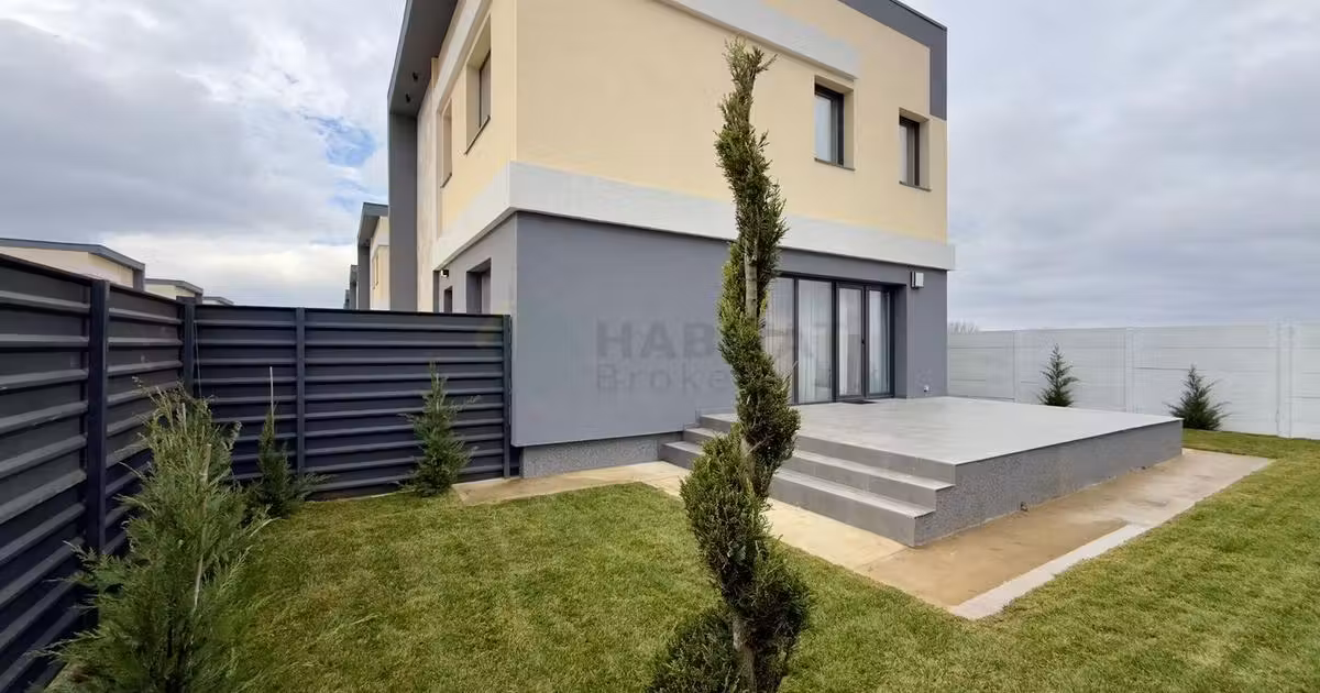 Casă individuală de vânzare cu 5 camere în Tunari