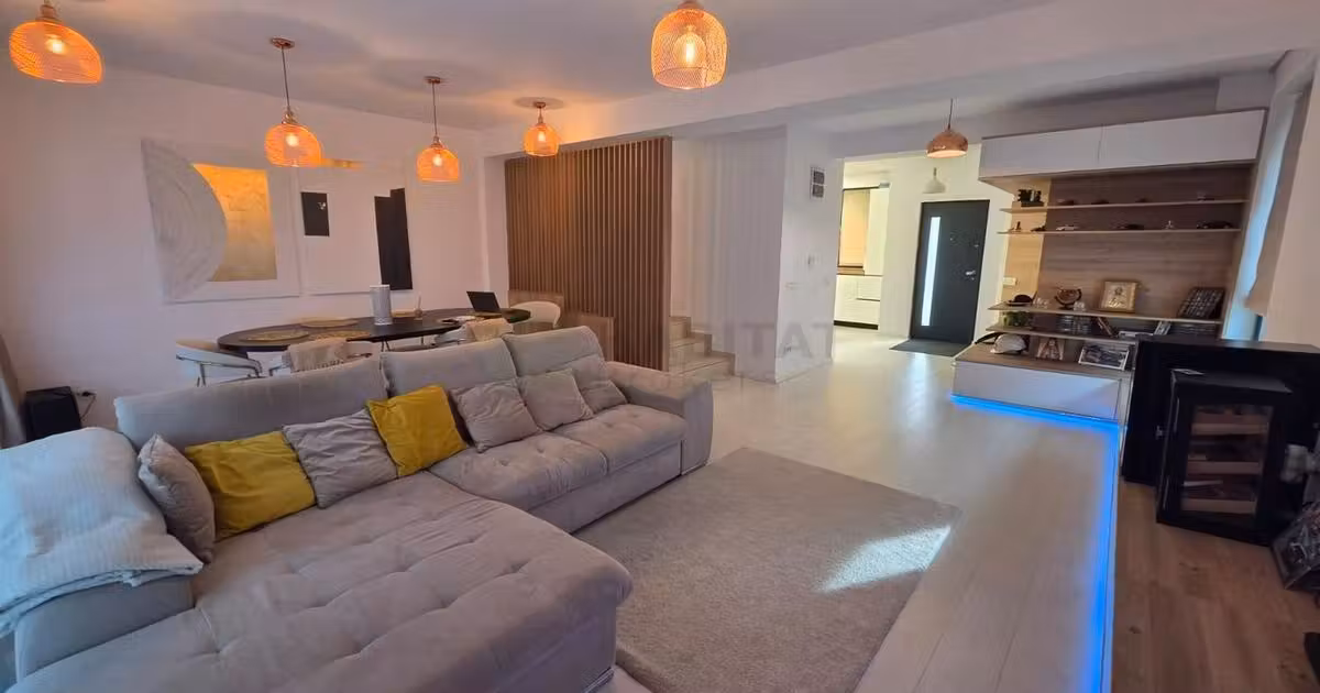 Duplex de vânzare cu 5 camere în Tunari