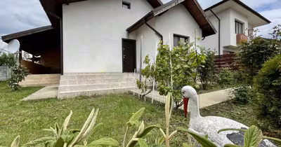 Casă Tunari
