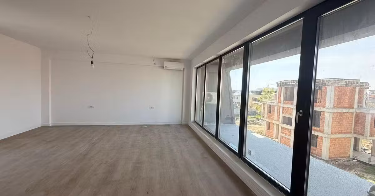 Duplex de vânzare cu 4 camere în Otopeni