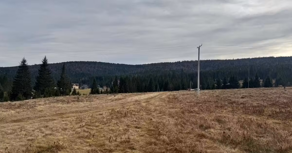 Teren Construcții intravilan de vânzare de 1002 mp, în Smida